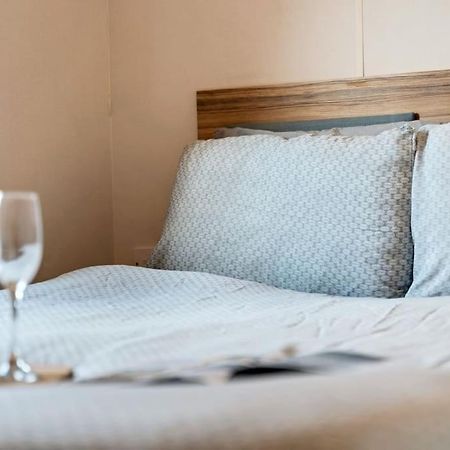Tattershall Lakes: Sally'S Superior Stay Екстер'єр фото