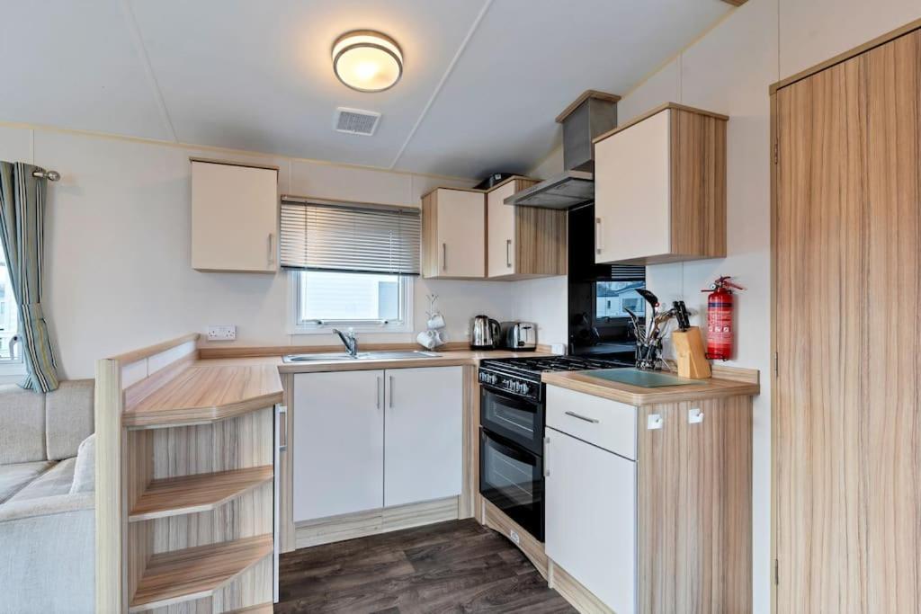 Tattershall Lakes: Sally'S Superior Stay Екстер'єр фото
