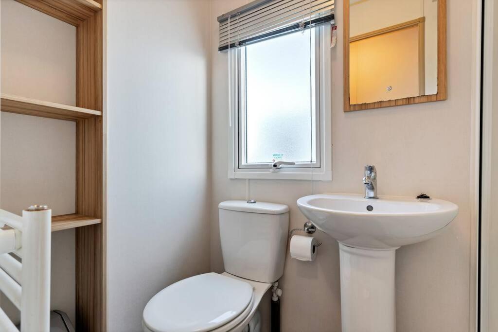 Tattershall Lakes: Sally'S Superior Stay Екстер'єр фото