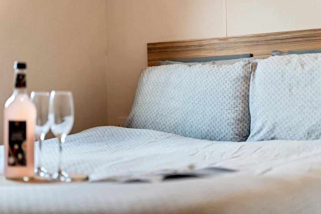 Tattershall Lakes: Sally'S Superior Stay Екстер'єр фото