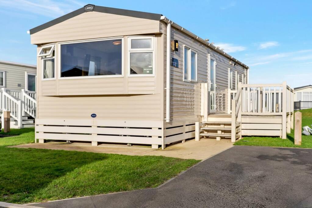 Tattershall Lakes: Sally'S Superior Stay Екстер'єр фото