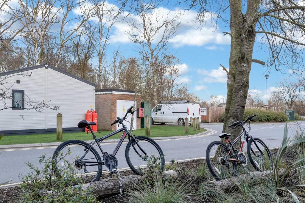 Tattershall Lakes: Sally'S Superior Stay Екстер'єр фото
