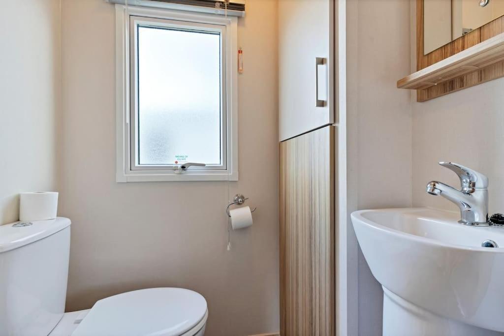 Tattershall Lakes: Sally'S Superior Stay Екстер'єр фото
